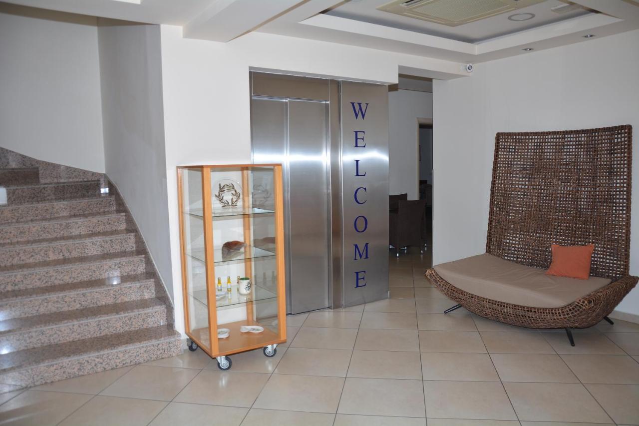 Poseidon Hotel Paralia  외부 사진