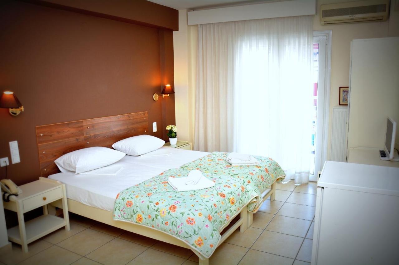 Poseidon Hotel Paralia  외부 사진