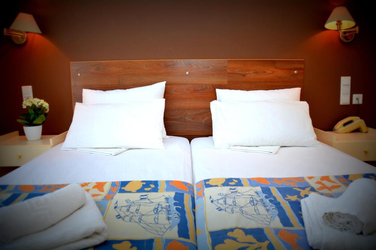 Poseidon Hotel Paralia  외부 사진